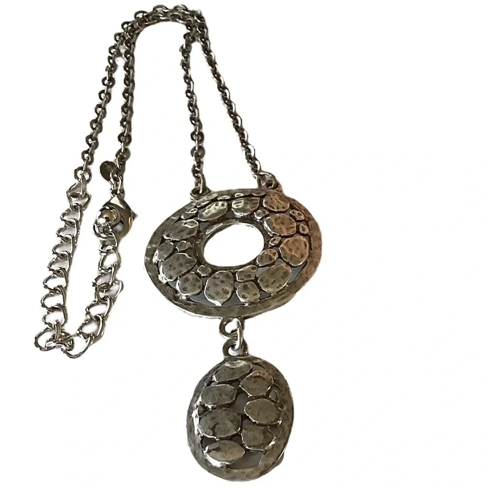 Chico’s Silver Tone Necklace Dual Pebbled Design Disc Pendants 3.5” Extender